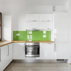 Jakie panele ścienne do kuchni wybrać? Najlepsze opcje i porady