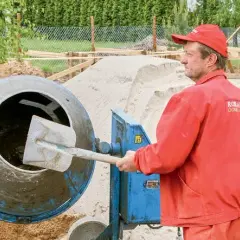 Jakie proporcje zaprawy do tynkowania zapewnią trwałe efekty?