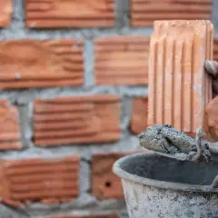 Jak przygotować zaprawę cementową, by uniknąć najczęstszych błędów?