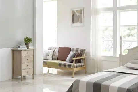 Jaka farba plamoodporna do salonu? Wybierz Beckers Designer Colour